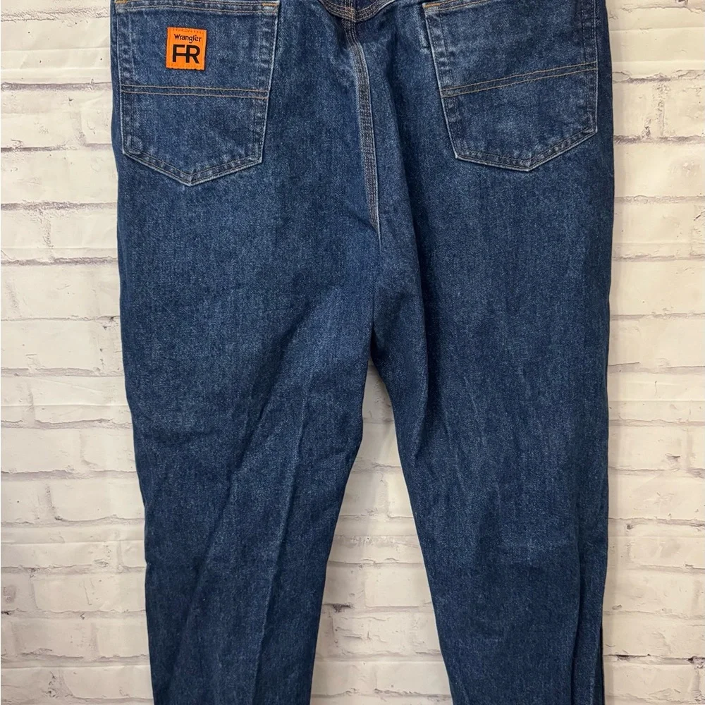 Wrangler FR Flame Resistant Riggs Relaxed Fit Blue Jean Men’s Size 40x32 FR3W050